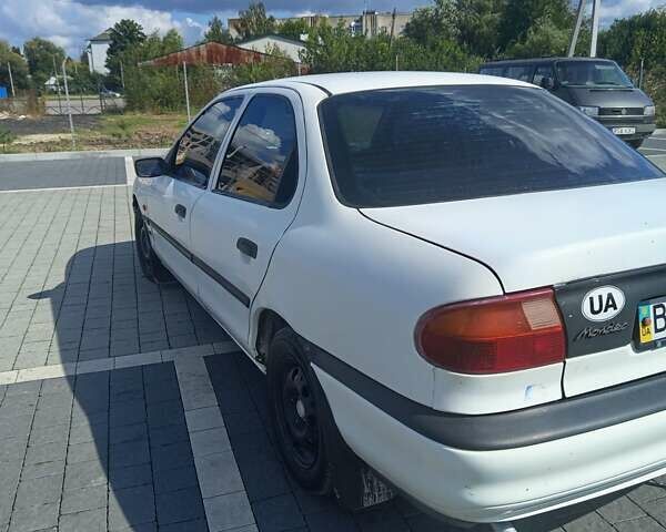 Белый Форд Мондео, объемом двигателя 1.6 л и пробегом 255 тыс. км за 1350 $, фото 5 на Automoto.ua