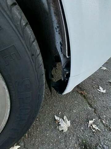 Белый Форд Мондео, объемом двигателя 1.8 л и пробегом 170 тыс. км за 3556 $, фото 17 на Automoto.ua