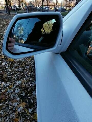 Белый Форд Мондео, объемом двигателя 1.8 л и пробегом 170 тыс. км за 3556 $, фото 22 на Automoto.ua