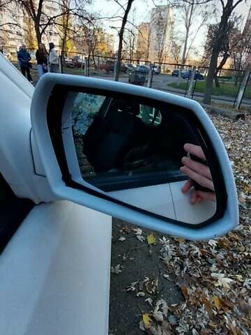 Белый Форд Мондео, объемом двигателя 1.8 л и пробегом 170 тыс. км за 3556 $, фото 21 на Automoto.ua