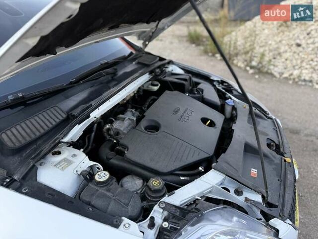 Белый Форд Мондео, объемом двигателя 1.8 л и пробегом 385 тыс. км за 5600 $, фото 23 на Automoto.ua