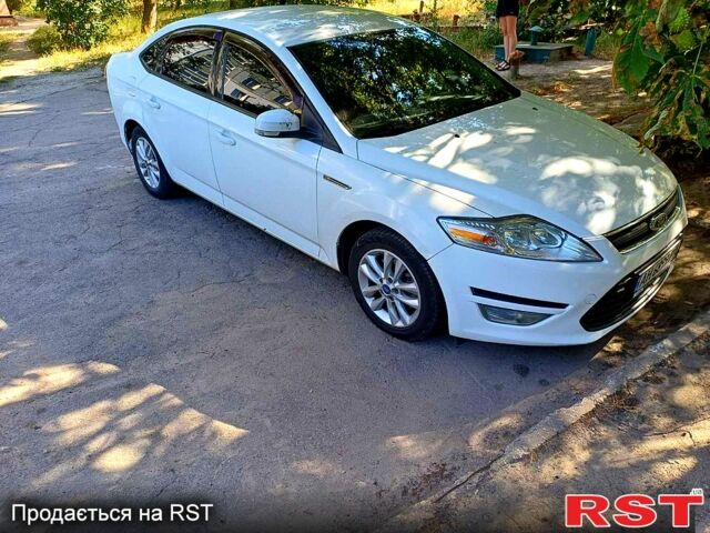 Білий Форд Мондео, об'ємом двигуна 1.6 л та пробігом 0 тис. км за 6500 $, фото 8 на Automoto.ua
