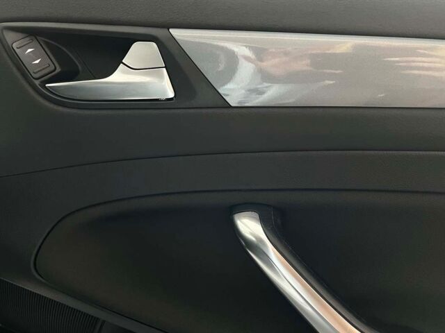 Белый Форд Мондео, объемом двигателя 2 л и пробегом 135 тыс. км за 8800 $, фото 9 на Automoto.ua