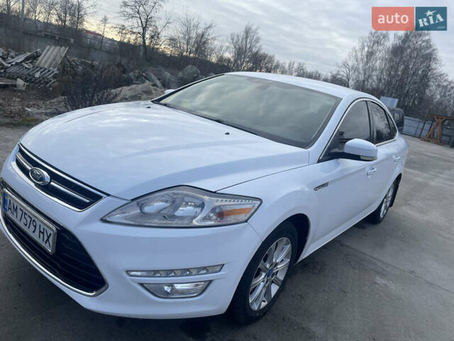 Белый Форд Мондео, объемом двигателя 2 л и пробегом 270 тыс. км за 8200 $, фото 3 на Automoto.ua