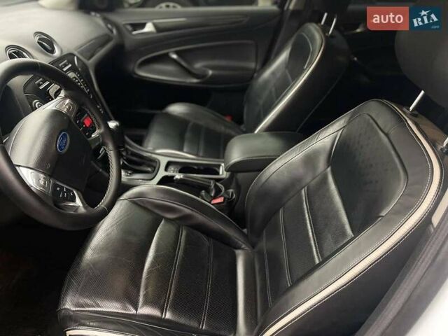 Білий Форд Мондео, об'ємом двигуна 2 л та пробігом 212 тис. км за 7800 $, фото 10 на Automoto.ua