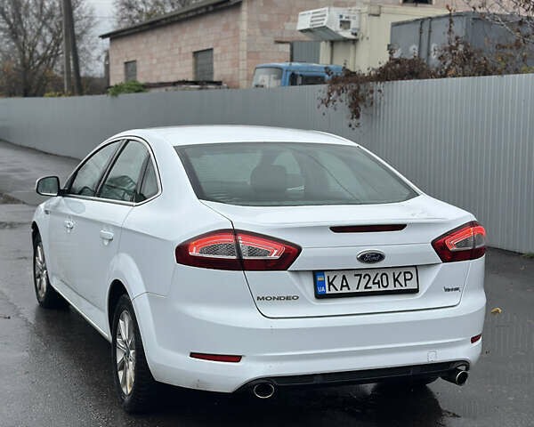 Белый Форд Мондео, объемом двигателя 1.98 л и пробегом 170 тыс. км за 6450 $, фото 6 на Automoto.ua