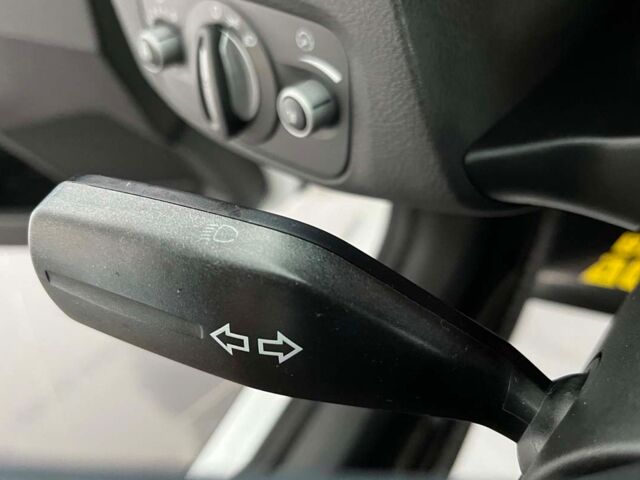 Белый Форд Мондео, объемом двигателя 2 л и пробегом 135 тыс. км за 8800 $, фото 18 на Automoto.ua