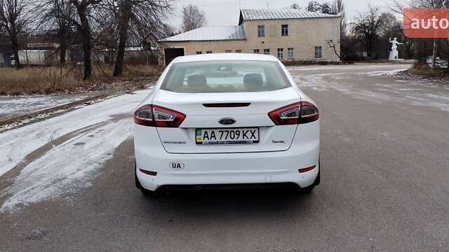 Білий Форд Мондео, об'ємом двигуна 1.6 л та пробігом 177 тис. км за 7000 $, фото 9 на Automoto.ua