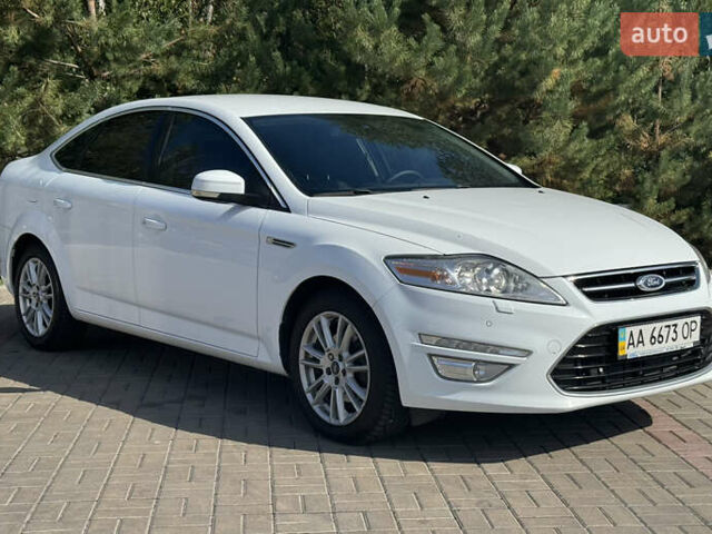 Белый Форд Мондео, объемом двигателя 2 л и пробегом 137 тыс. км за 7990 $, фото 2 на Automoto.ua