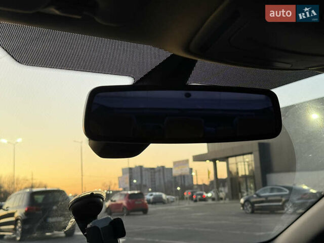 Білий Форд Мондео, об'ємом двигуна 2 л та пробігом 189 тис. км за 8500 $, фото 12 на Automoto.ua