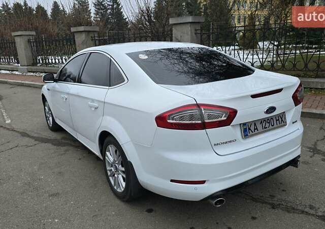 Белый Форд Мондео, объемом двигателя 2 л и пробегом 240 тыс. км за 8000 $, фото 9 на Automoto.ua