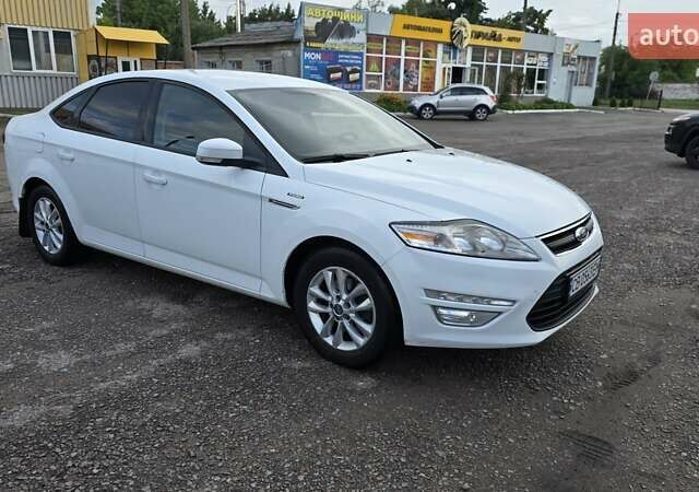 Белый Форд Мондео, объемом двигателя 2 л и пробегом 248 тыс. км за 8000 $, фото 30 на Automoto.ua