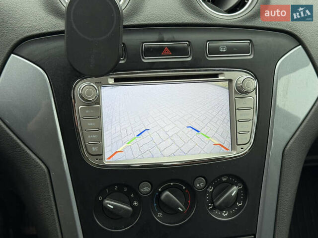 Белый Форд Мондео, объемом двигателя 1.6 л и пробегом 171 тыс. км за 8500 $, фото 39 на Automoto.ua