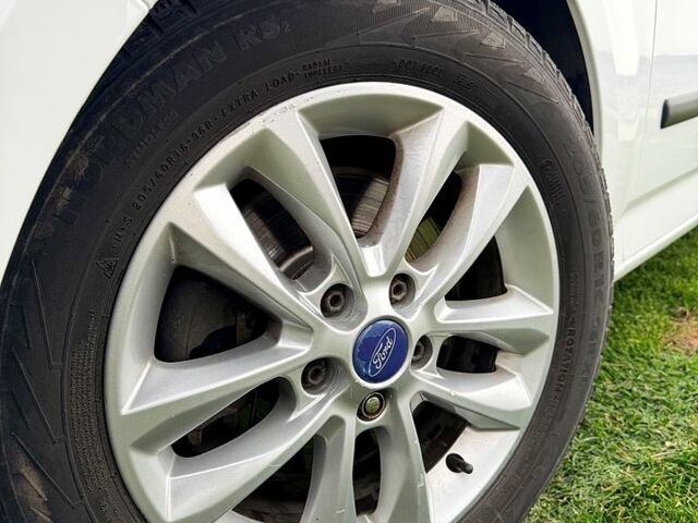 Білий Форд Мондео, об'ємом двигуна 1.6 л та пробігом 190 тис. км за 7500 $, фото 13 на Automoto.ua