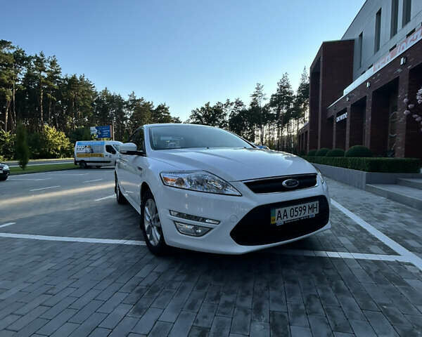 Білий Форд Мондео, об'ємом двигуна 1.6 л та пробігом 79 тис. км за 11000 $, фото 1 на Automoto.ua