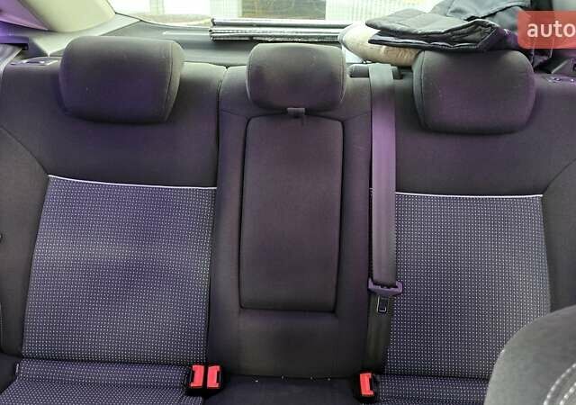 Белый Форд Мондео, объемом двигателя 2 л и пробегом 248 тыс. км за 8000 $, фото 13 на Automoto.ua