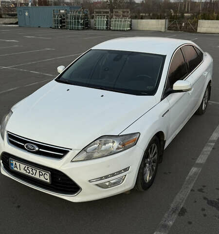 Білий Форд Мондео, об'ємом двигуна 2 л та пробігом 189 тис. км за 8500 $, фото 1 на Automoto.ua