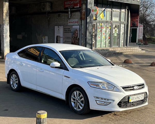 Белый Форд Мондео, объемом двигателя 1.6 л и пробегом 180 тыс. км за 8900 $, фото 14 на Automoto.ua