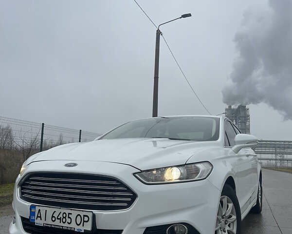 Белый Форд Мондео, объемом двигателя 1.5 л и пробегом 219 тыс. км за 9250 $, фото 5 на Automoto.ua