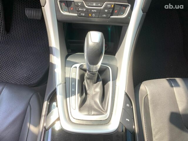 Белый Форд Мондео, объемом двигателя 2 л и пробегом 81 тыс. км за 14890 $, фото 37 на Automoto.ua