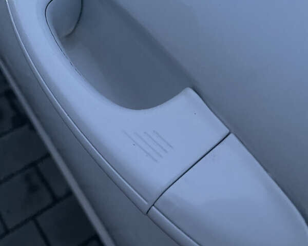 Білий Форд Мондео, об'ємом двигуна 2 л та пробігом 134 тис. км за 10200 $, фото 20 на Automoto.ua