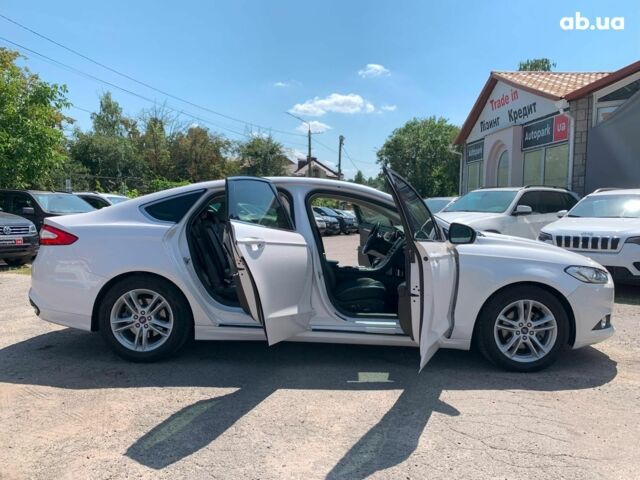 Белый Форд Мондео, объемом двигателя 2 л и пробегом 81 тыс. км за 14890 $, фото 14 на Automoto.ua