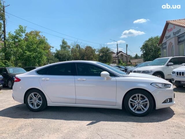 Белый Форд Мондео, объемом двигателя 2 л и пробегом 81 тыс. км за 14890 $, фото 2 на Automoto.ua
