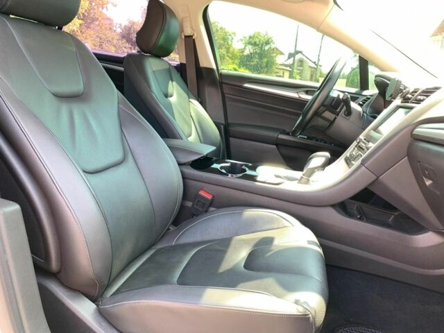 Белый Форд Мондео, объемом двигателя 2 л и пробегом 81 тыс. км за 14890 $, фото 27 на Automoto.ua