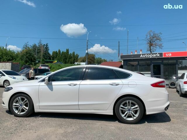 Белый Форд Мондео, объемом двигателя 2 л и пробегом 81 тыс. км за 14890 $, фото 6 на Automoto.ua