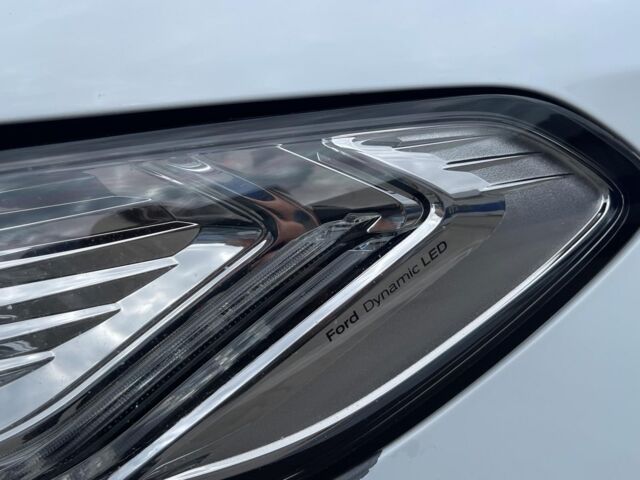 Белый Форд Мондео, объемом двигателя 2 л и пробегом 204 тыс. км за 12490 $, фото 13 на Automoto.ua