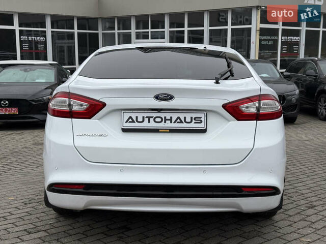 Форд Мондео 2015 в Житомире на Automoto.ua Белый Форд Мондео, объемом двигателя 2 л и пробегом 184 тыс. км за 12500 $, фото 6 на Automoto.ua