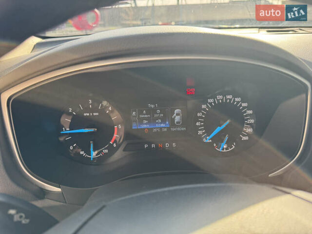 Белый Форд Мондео, объемом двигателя 2 л и пробегом 164 тыс. км за 14900 $, фото 19 на Automoto.ua