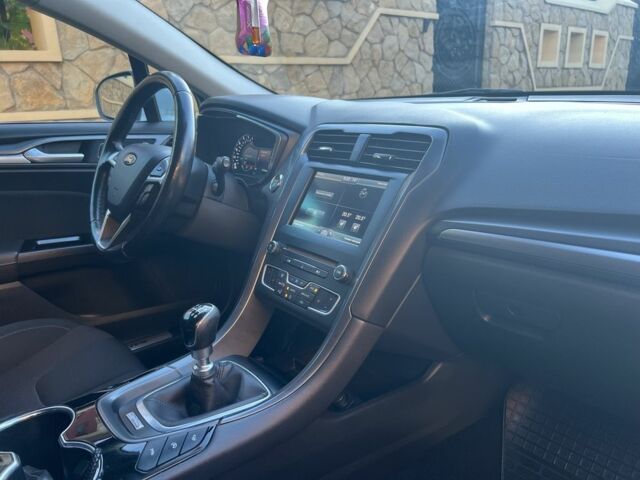 Білий Форд Мондео, об'ємом двигуна 2 л та пробігом 180 тис. км за 11600 $, фото 3 на Automoto.ua