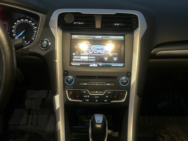 Білий Форд Мондео, об'ємом двигуна 2 л та пробігом 134 тис. км за 10200 $, фото 7 на Automoto.ua