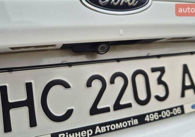 Белый Форд Мондео, объемом двигателя 2 л и пробегом 297 тыс. км за 9750 $, фото 45 на Automoto.ua