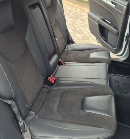 Белый Форд Мондео, объемом двигателя 2 л и пробегом 297 тыс. км за 9750 $, фото 73 на Automoto.ua