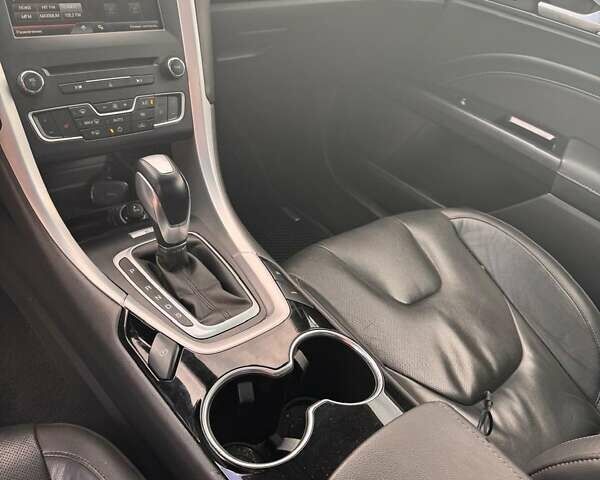 Білий Форд Мондео, об'ємом двигуна 2 л та пробігом 203 тис. км за 10300 $, фото 7 на Automoto.ua