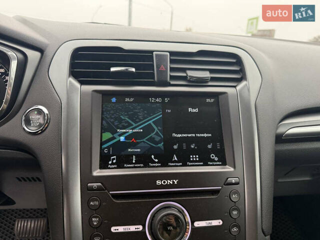 Белый Форд Мондео, объемом двигателя 2 л и пробегом 184 тыс. км за 11900 $, фото 16 на Automoto.ua