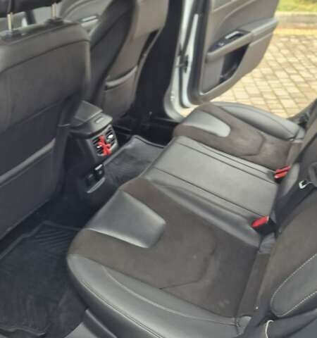 Белый Форд Мондео, объемом двигателя 2 л и пробегом 297 тыс. км за 9750 $, фото 67 на Automoto.ua