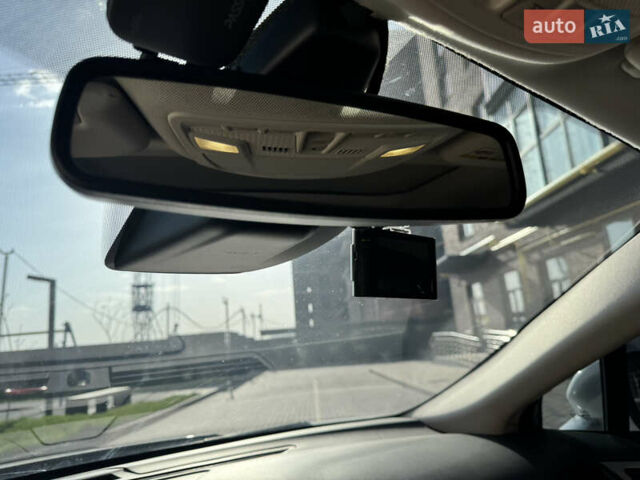 Белый Форд Мондео, объемом двигателя 2 л и пробегом 164 тыс. км за 14900 $, фото 29 на Automoto.ua