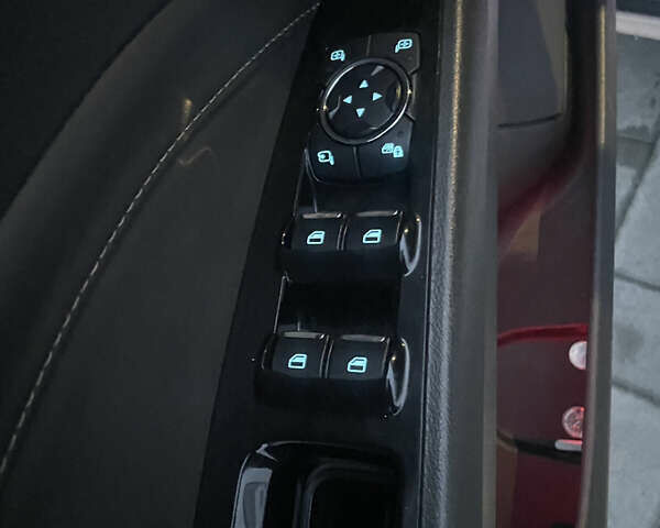 Білий Форд Мондео, об'ємом двигуна 2 л та пробігом 134 тис. км за 10200 $, фото 12 на Automoto.ua