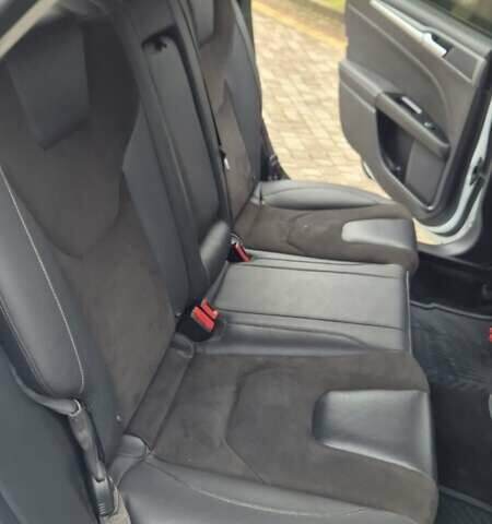 Белый Форд Мондео, объемом двигателя 2 л и пробегом 297 тыс. км за 9750 $, фото 70 на Automoto.ua