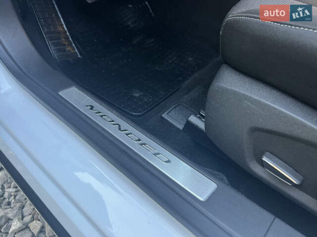 Білий Форд Мондео, об'ємом двигуна 2 л та пробігом 180 тис. км за 12300 $, фото 49 на Automoto.ua