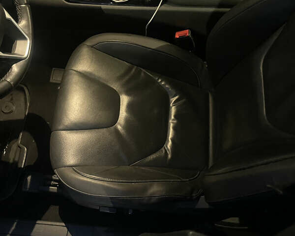 Білий Форд Мондео, об'ємом двигуна 2 л та пробігом 134 тис. км за 10200 $, фото 32 на Automoto.ua