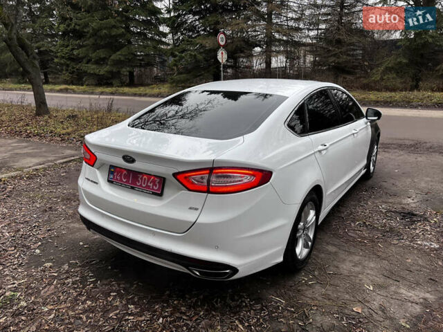 Белый Форд Мондео, объемом двигателя 2 л и пробегом 132 тыс. км за 10900 $, фото 5 на Automoto.ua