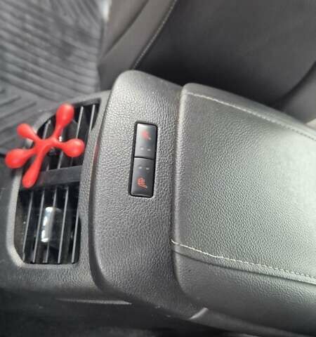 Белый Форд Мондео, объемом двигателя 2 л и пробегом 297 тыс. км за 9750 $, фото 72 на Automoto.ua