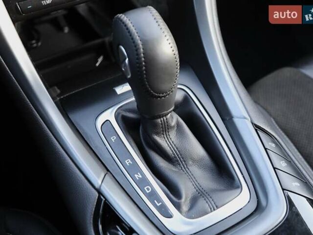 Білий Форд Мондео, об'ємом двигуна 2 л та пробігом 155 тис. км за 14500 $, фото 17 на Automoto.ua