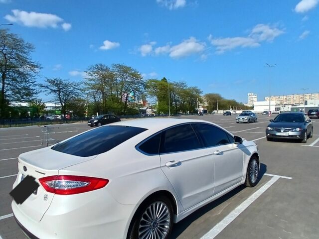 Білий Форд Мондео, об'ємом двигуна 2 л та пробігом 174 тис. км за 12000 $, фото 7 на Automoto.ua