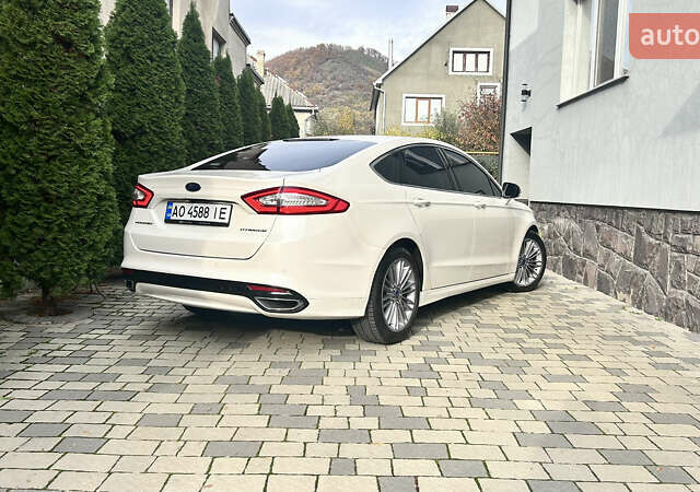 Белый Форд Мондео, объемом двигателя 2 л и пробегом 112 тыс. км за 13500 $, фото 3 на Automoto.ua