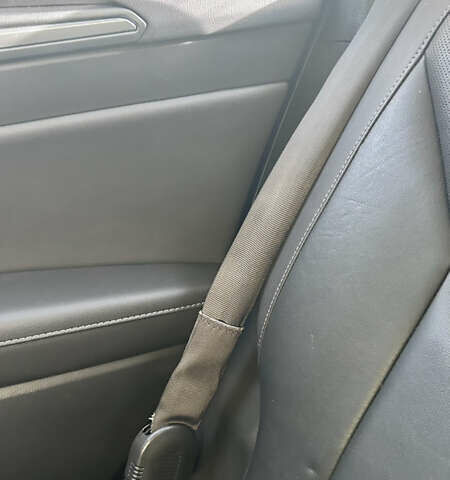 Белый Форд Мондео, объемом двигателя 2 л и пробегом 112 тыс. км за 13500 $, фото 22 на Automoto.ua